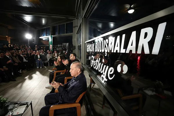 Başkan Erdoğan’dan İsveç’teki PKK rezaletine sert tepki: Uyardık! Gerekli adımlar atılmazsa ilişkiler daha da gerilebilir