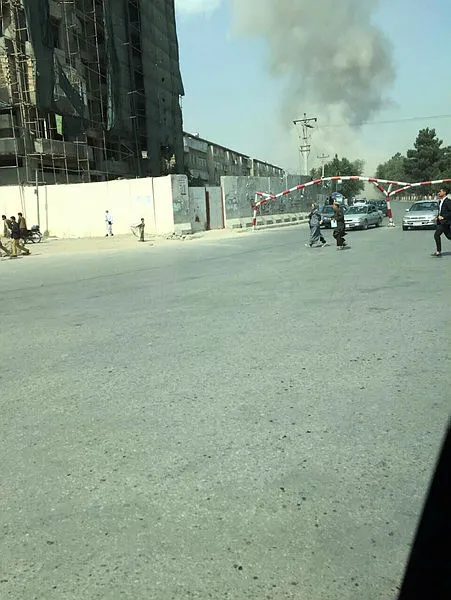 Son dakika: Afganistan'da büyük patlama - 1