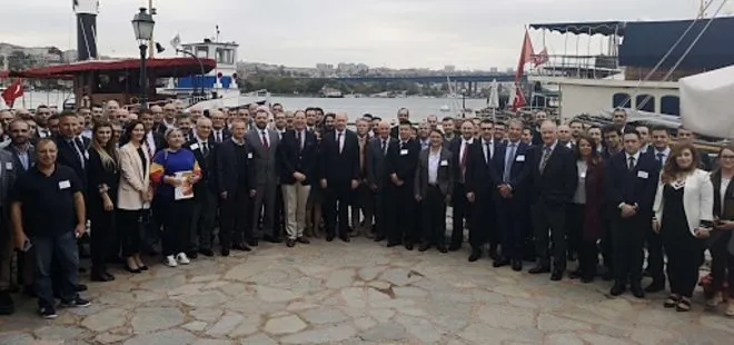 Darbe imali bildiriye imza atan 8 emekli amiral Koç Üniversitesi Denizcilik Forumu Yönetim Kurulu Üyesi çıktı!