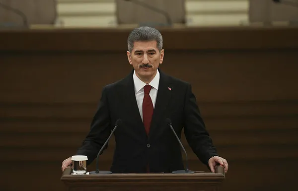 Anayasa Mahkemesi’nin yeni üyesi Muhterem İnce yemin etti! Törene Başkan Erdoğan da katıldı - 5