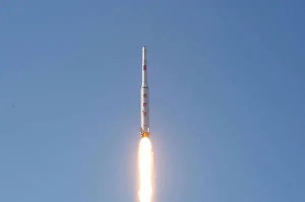 Kuzey Kore'den yeni bombardıman! Güney Kore deniz sınırına sayısız füze fırlattı - 2