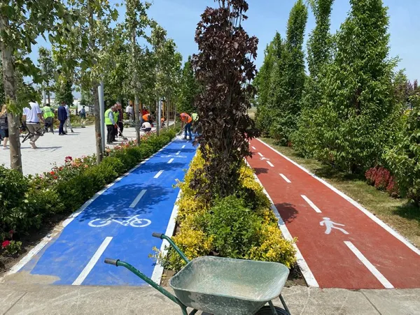 İstanbul’un fethinin coşkusu Atatürk Havalimanı Millet Bahçesi’nde yaşandı! İlk fidan Başkan Erdoğan’dan