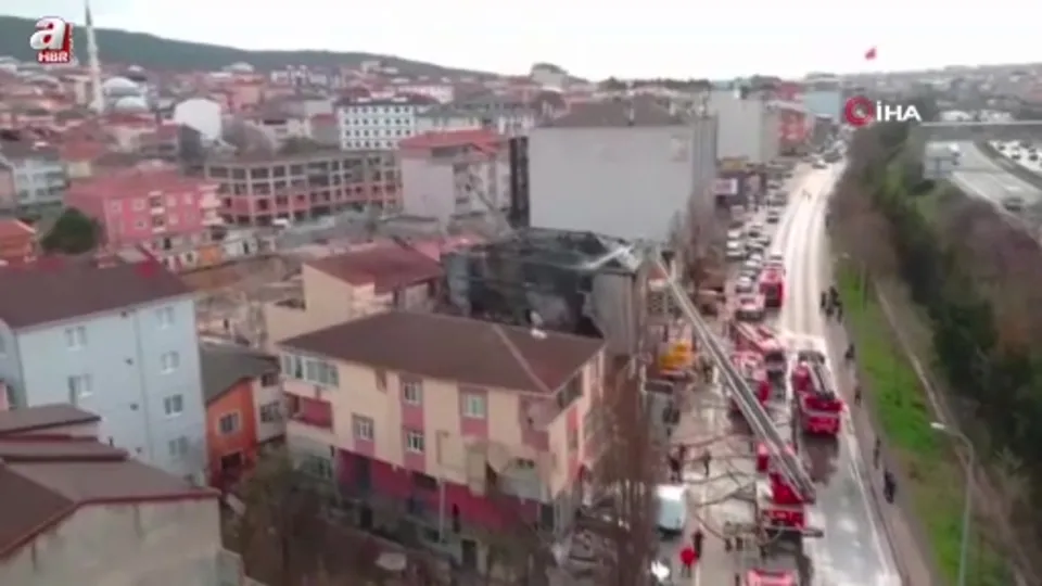 Sultanbeyli’de iş yeri yangını