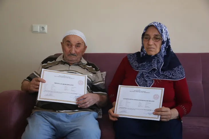 Okuma aşkı engel tanımadı! 90 yaşında okuma yazma öğrendi... - 1
