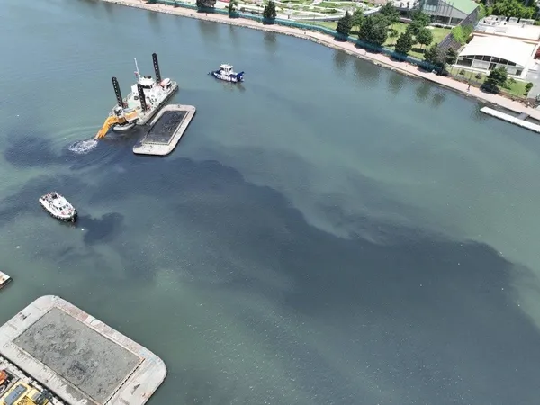 CHP’li İBB Haliç’i ölüme sürüklüyor! Skandal açıklama: Çok kötü değil