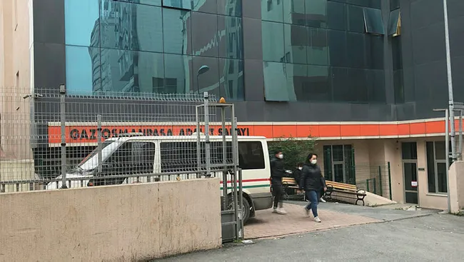 İstanbul’da cani koca eşini kafasından vurup polise teslim oldu - 4
