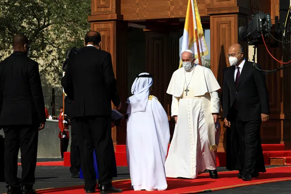 Papa Franciscus Irak Başbakanı Kazimi ve Cumhurbaşkanı Salihi ile görüştü