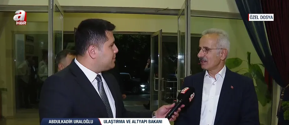 bakan-uraloglunun-15-saati-asan-mesaisine-a-haber-eslik-etti-sakaryadan-istanbula-uzanan-yogun-program-1786190280076.png foto:ahaber.com.tr