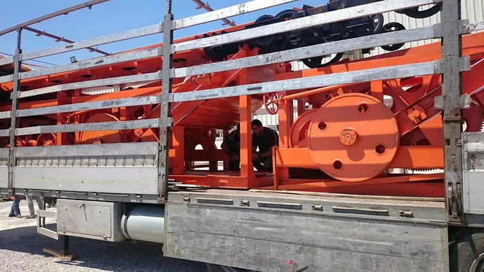 Hatay’da şok operasyon! Sondaj makinelerinin içinden çıktı - 1