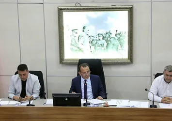 AK Partili üye Hacer Çınar, CHP'li Belediye Başkanı Tanju Özcan'dan korunacak! Türkiye tarihinde bir ilk...