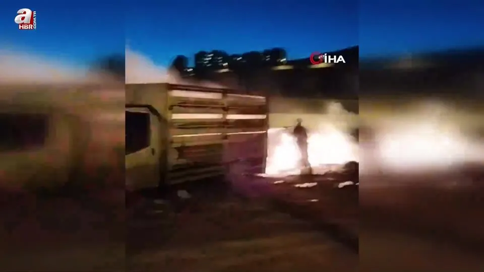 Kars’ta kamyonet alev alev yandı!