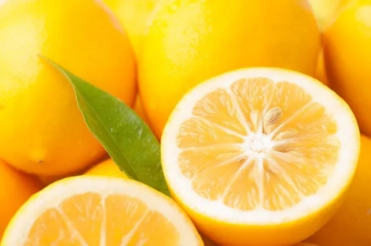 Limon suyuna sarımsak atıp içerseniz...
