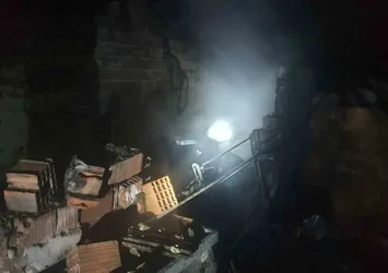 Söğüt'te ev yangını