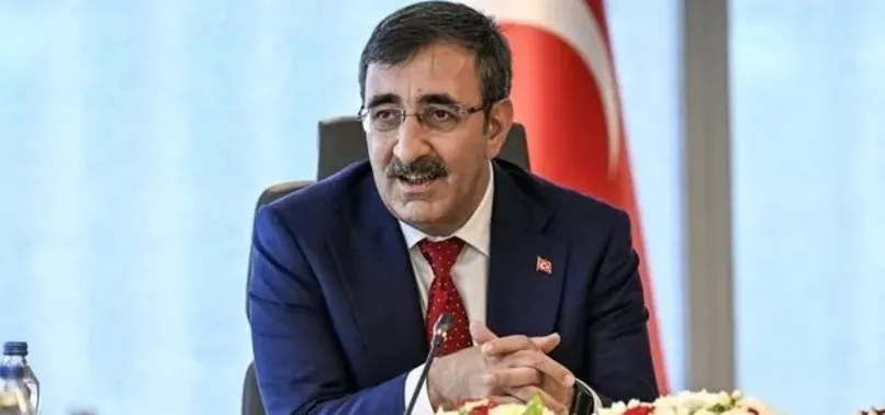 Cumhurbaşkanı Yardımcısı Yılmaz memur emeklisi için zam oranı verdi!