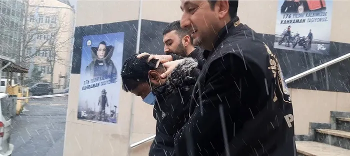 Son dakika: İstanbul'da vahşet: İmam nikahlı eşini ipte asılı halde buldu! Hem cesette hem kendisinde tırnak izleri var - 2