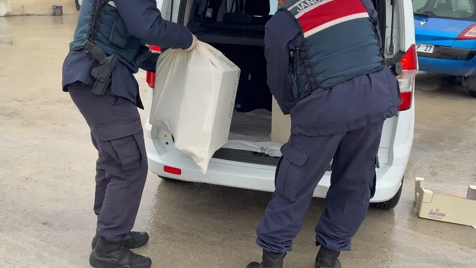 Bolu Belediyesinde 24 milyon TL'lik ihale skandal! İkinci el çadırları yeni gibi gösterdiler: 9 gözaltı - 2
