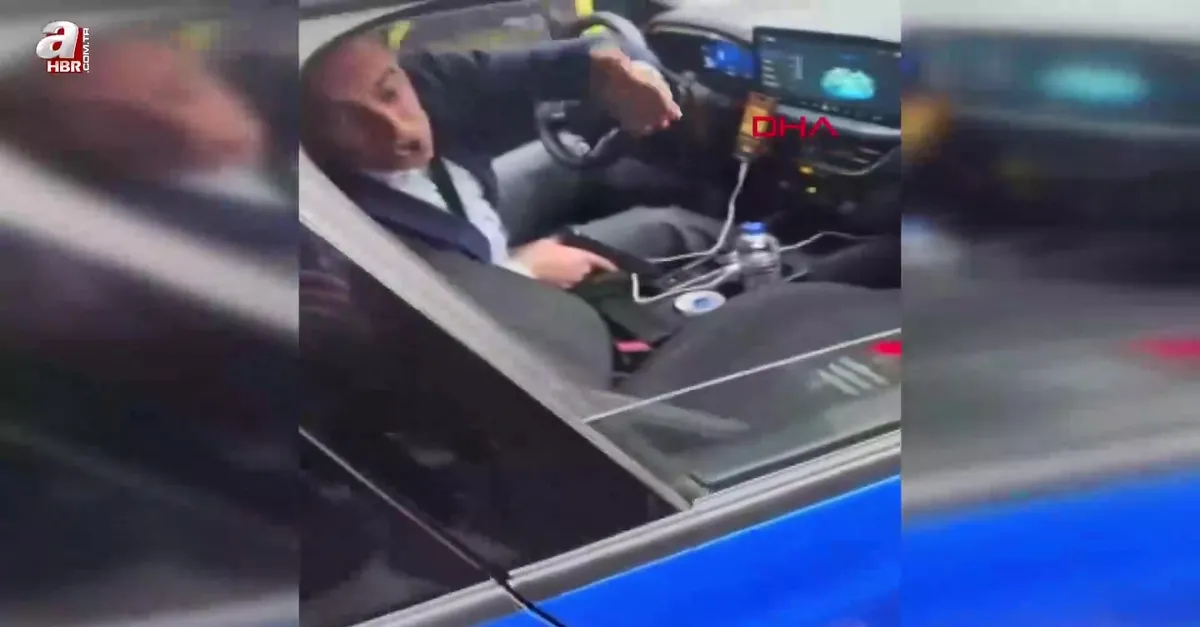 Trafikte tartıştığı motorcuya silah çekti