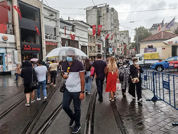 23-agustos-istanbul-izmir-ankara-hava-durumu-bugun-hava-nasil-olacak-dikkat-meteorolojiden-sel-uyarisi-geldi-1629690376294.jpg 23 Ağustos İstanbul, İzmir, Ankara hava durumu: Bugün hava nasıl olacak? Dikkat! Meteorolojiden sel uyarısı geldi - 2
