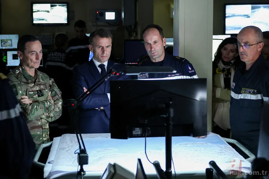 Rum-Yunan savaşı fırsata çevirdi! Fransız gemisiyle adaya oluk oluk silah 6