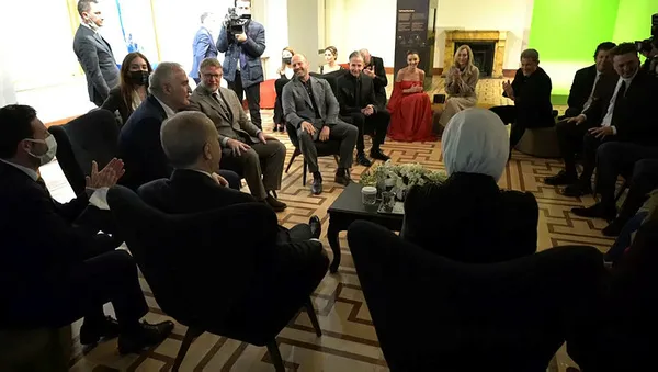 Hollywood yıldızları Jason Statham ve Guy Ritchie Başkan Erdoğan'ın doğum gününü kutladı - 3