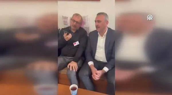 baskan-erdogan-gaziantepli-sehit-hakan-gunun-babasiyla-telefonda-gorustu-sehitlerimizin-kani-yerde-kalmiyor-1705233094231.jpg Başkan Erdoğan Gaziantepli şehit Hakan Gün'ün babasıyla telefonda görüştü: Şehitlerimizin kanı yerde kalmıyor - 4