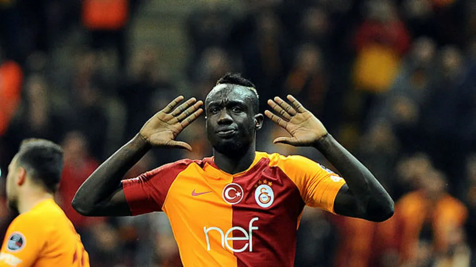 Galatasaray'a büyük piyango! Mbaye Diagne Çin yolcusu