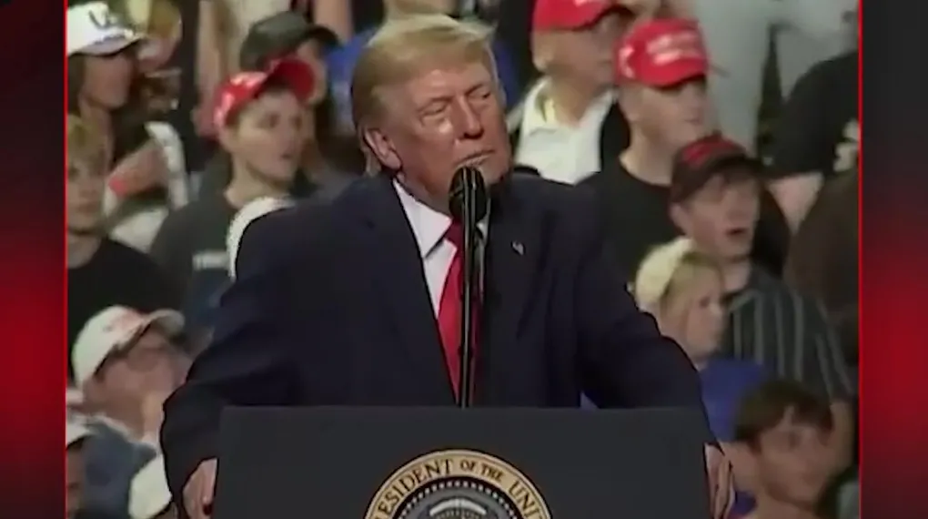 TRUMP KİLOSUYLA DALGA GEÇTİ