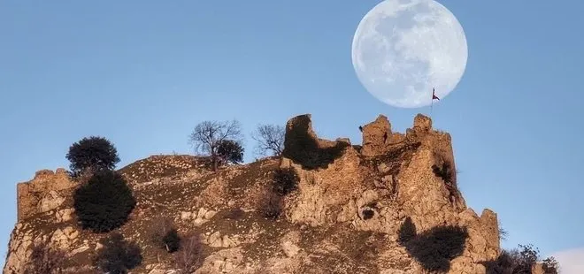 Asrın felaketinde yıkıldı! Amanos’un zirvesindeki Şalen Kalesi böyle görüntülendi