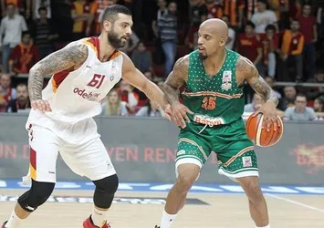 Aslan'ın yüzü basketbolda da gülmedi!