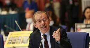 Şener’den Kılıçdaroğlu’na sert eleştiri: Seçilirse kriz çıkar