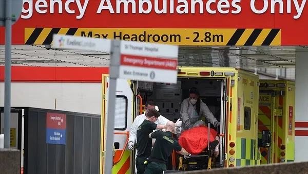 İngiltere’de corona virüsten ölümler artıyor! Eski MI6 Şefi John Sawers: Çin dünyadan bilgi gizledi sorumlu tutulmalı