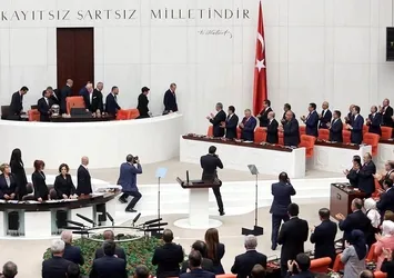 TBMM'de Cumhurbaşkanı Erdoğan'a saygısızlık