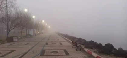 Çanakkale Boğazı yoğun sis sebebiyle transit gemi geçişlerine kapatıldı