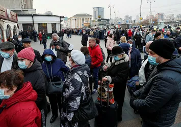 Rusya koronavirüsle mücadelede sınır geçişlerini kapattı