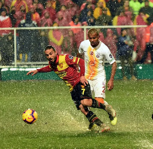 Galatasaray, Göztepe deplasmanından üç puanla döndü - 2