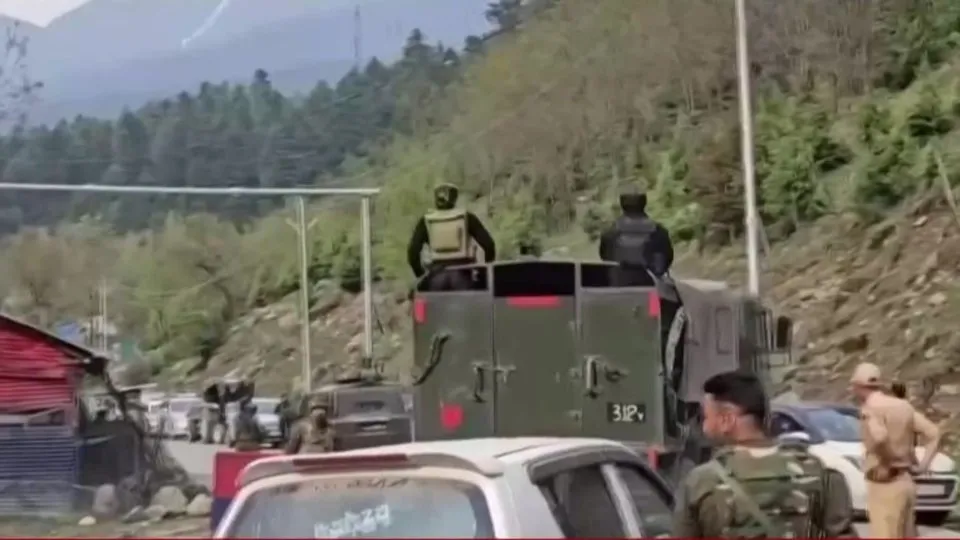 Hindistan-Pakistan arasında Keşmir gerilimi!
