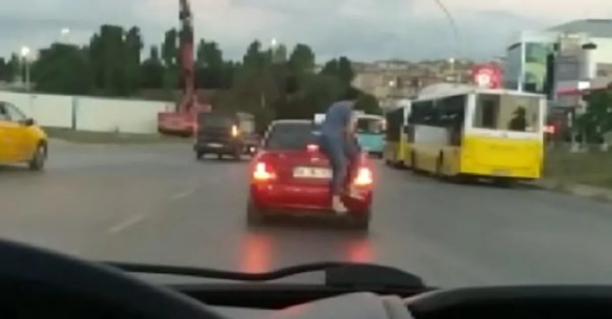 İstanbul'un o ilçesinde pes dedirten anlar! Tek kural kuralsızlık!