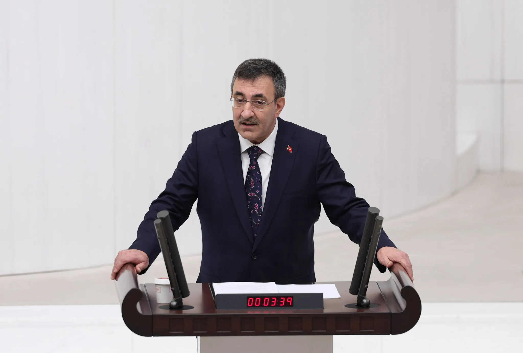 Cevdet Yılmaz: Türkiye’nin istikrarına kast edenler asla başarılı olamayacak