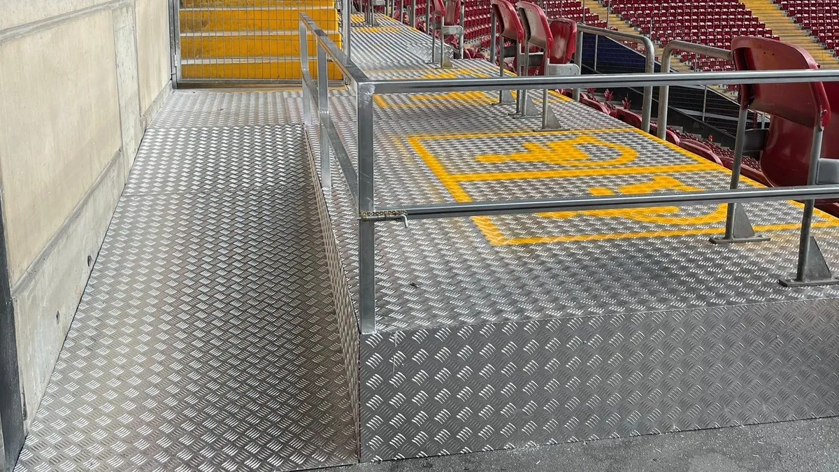 Galatasaray’dan örnek hareket! Liverpool taraftarları teşekkür etti