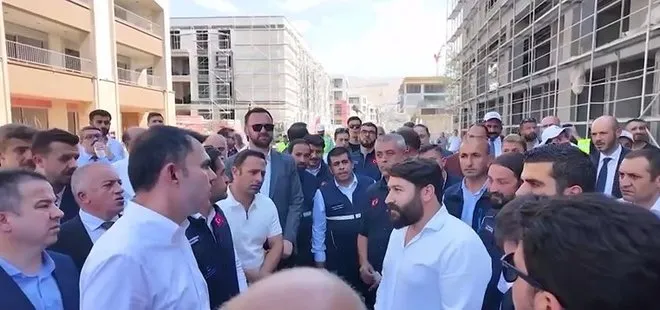 Bakan Murat Kurum’dan Malatya’daki müteahhitlere talimat: Çalışmazsanız gerekeni yaparım gece gündüz çalışın