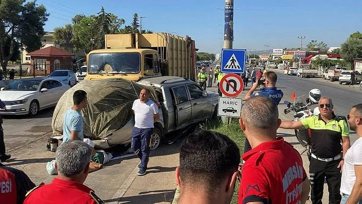 Çöp kamyonu kamyonet ile çarpıştı! Mersin’de can pazarı! 4 kişi hayatını kaybetti...