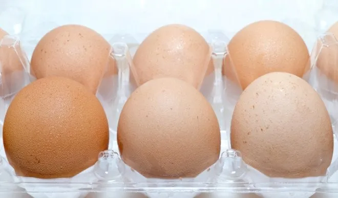 Yumurtaları buzdolabı kapağına koyanlar dikkat!