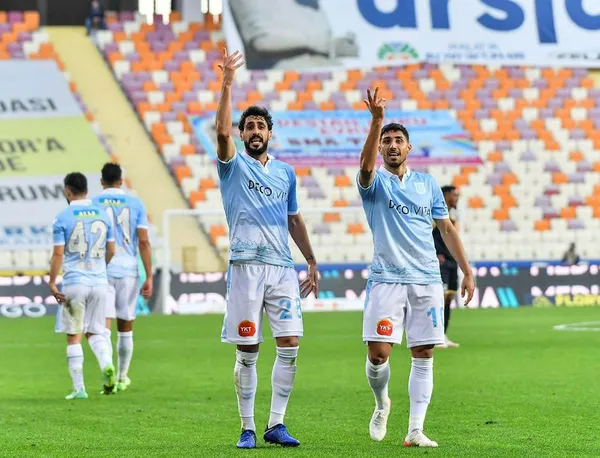 Başakşehir doludizgin! Yeni Malatyaspor 1-3 Başakşehir MAÇ SONUCU-ÖZET