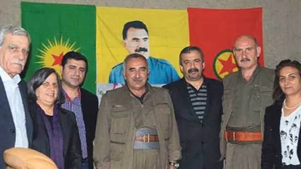 almanyadan-hdpnin-kapatilma-davasina-iliskin-flas-aciklama-hdp-teror-orgutu-pkk-ile-arasina-mesafe-koymali-1616081509860.jpg Almanya'dan HDP'nin kapatılma davasına ilişkin flaş açıklama: HDP terör örgütü PKK ile arasına mesafe koymalı - 2