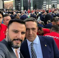 Fenerbahçe kongresinde Ali Koç’u destekleyen Alişan Aziz Yıldırım’dan özür diledi