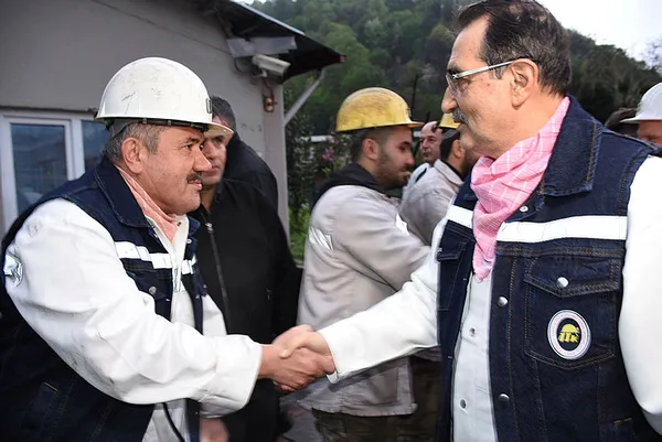 1680899481284.jpg Enerji ve Tabii Kaynaklar Bakanı Fatih Dönmez: Enerjide tam bağımsızlığı hedefliyoruz - 1