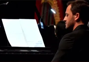 Mehmet Kalyoncu’dan Cumhuriyet’in 100’üncü yılına beste! “Emanet” aslı eser dinleyicilerle buluştu