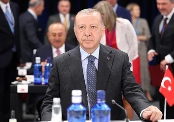 Başkan Erdoğan'ın Finlandiya-NATO sözleri dünya basınında gündem oldu! Ajanslar son dakika koduyla duyurdu: İsveç evde kalıyor