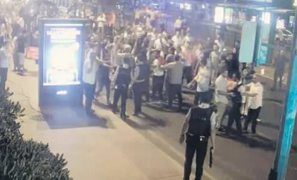 1657856780341.jpg Darbeci hainler 15 Temmuz'da özgür basını susturamadı - 6