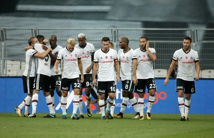 Beşiktaş - Antalyaspor maçının fotoğrafları